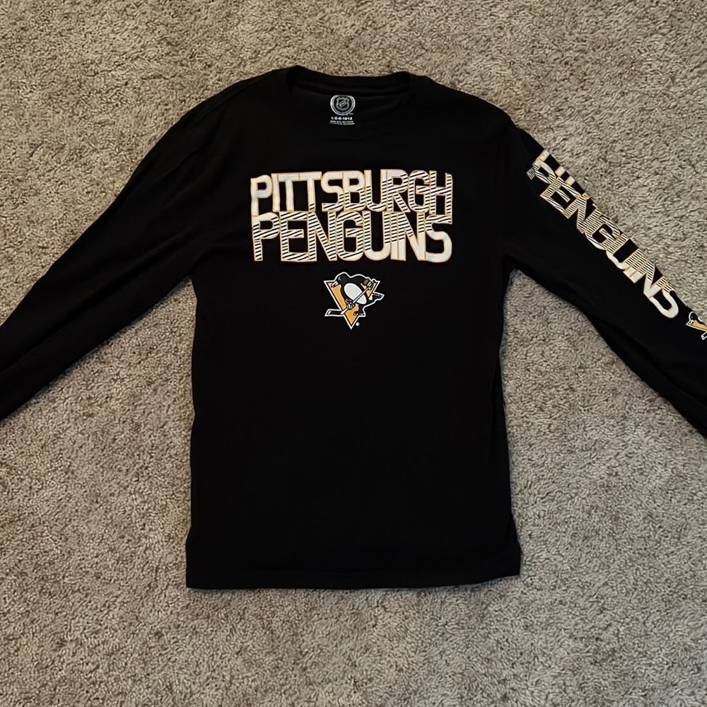 Pittsburgh Penguins Shirt Size Large (10/12) 🐧